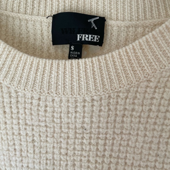 Aritzia Wilfred Free Boylston Merino Wool Sweater size Small NWOT - Picture 4 of 4
